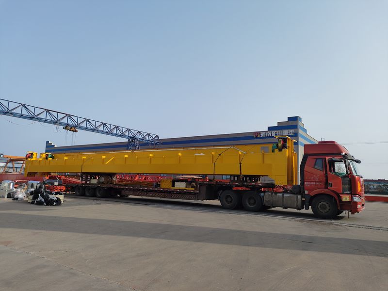 通用橋式起重機(jī)  QD32/5t—25.5m  制作完成，發(fā)往河南洛陽交付客戶使用